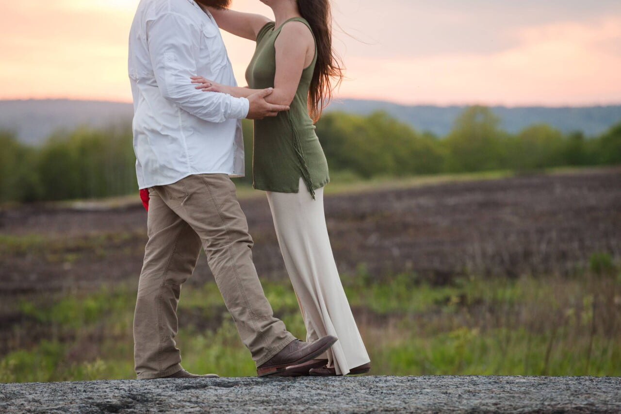 Engagement Photography - Copyright 5iveLeaf Photography