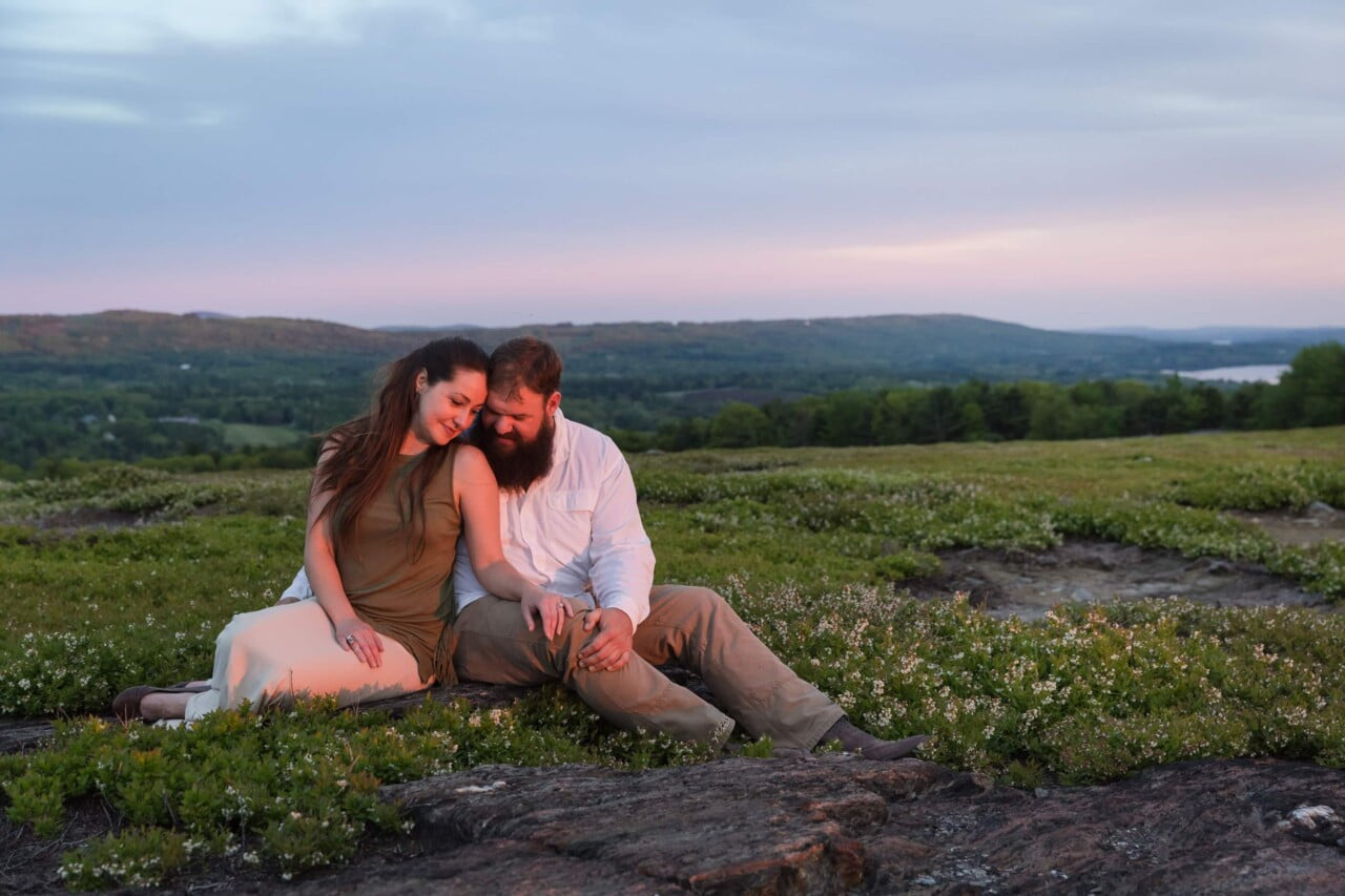 Engagement Photography - Copyright 5iveLeaf Photography