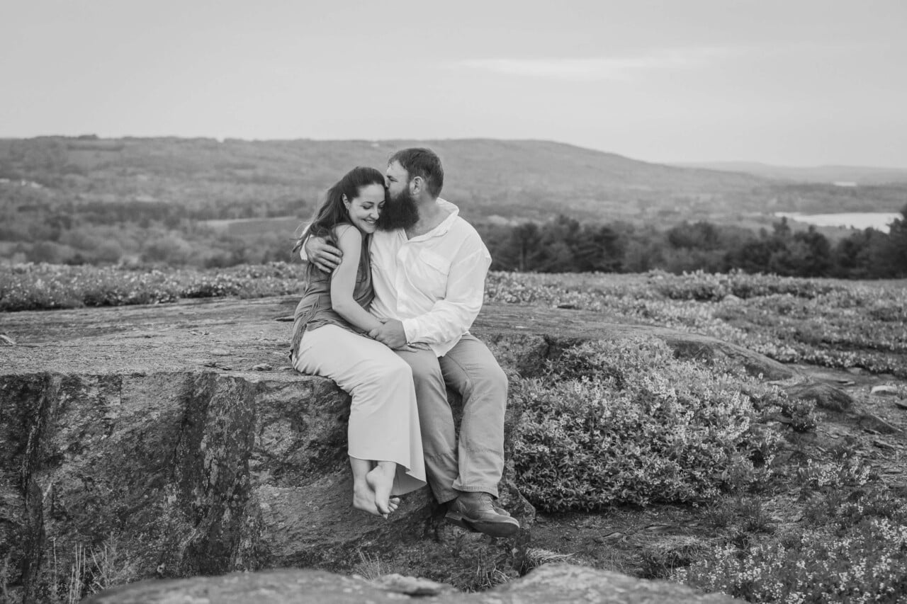 Engagement Photography - Copyright 5iveLeaf Photography