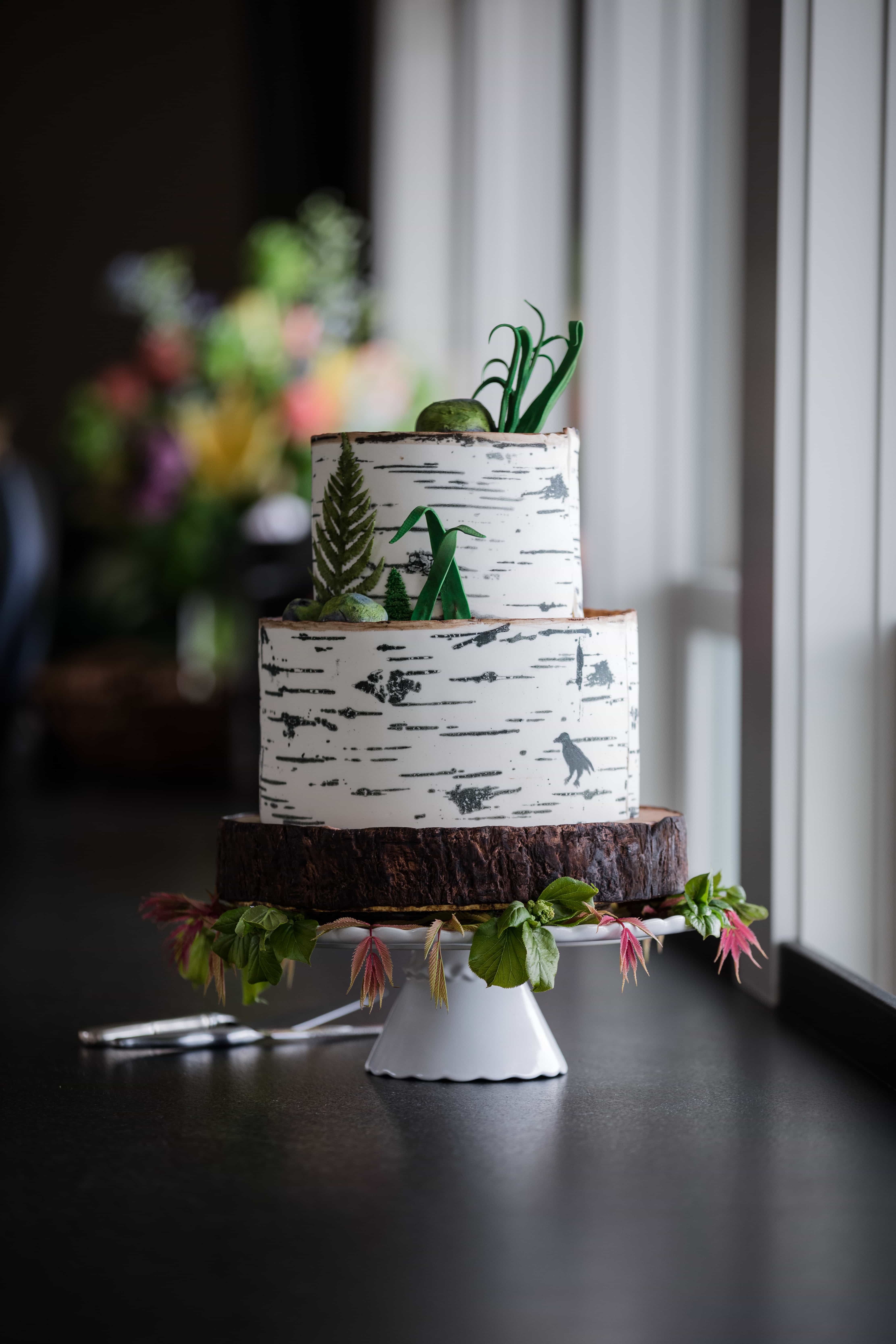 Wedding Cake by Linda Cakes - (c) 5iveLeaf Photography