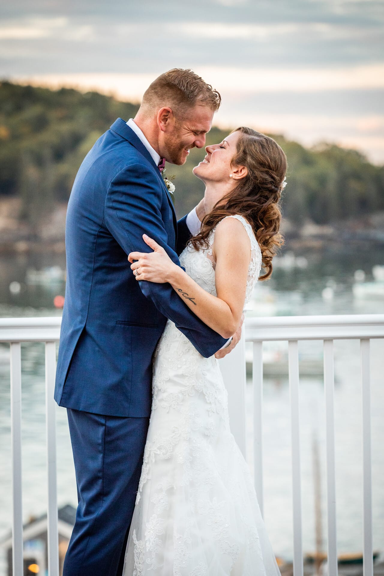 Bar Harbor Wedding - Bar Harbor Inn © 5iveLeaf Photography