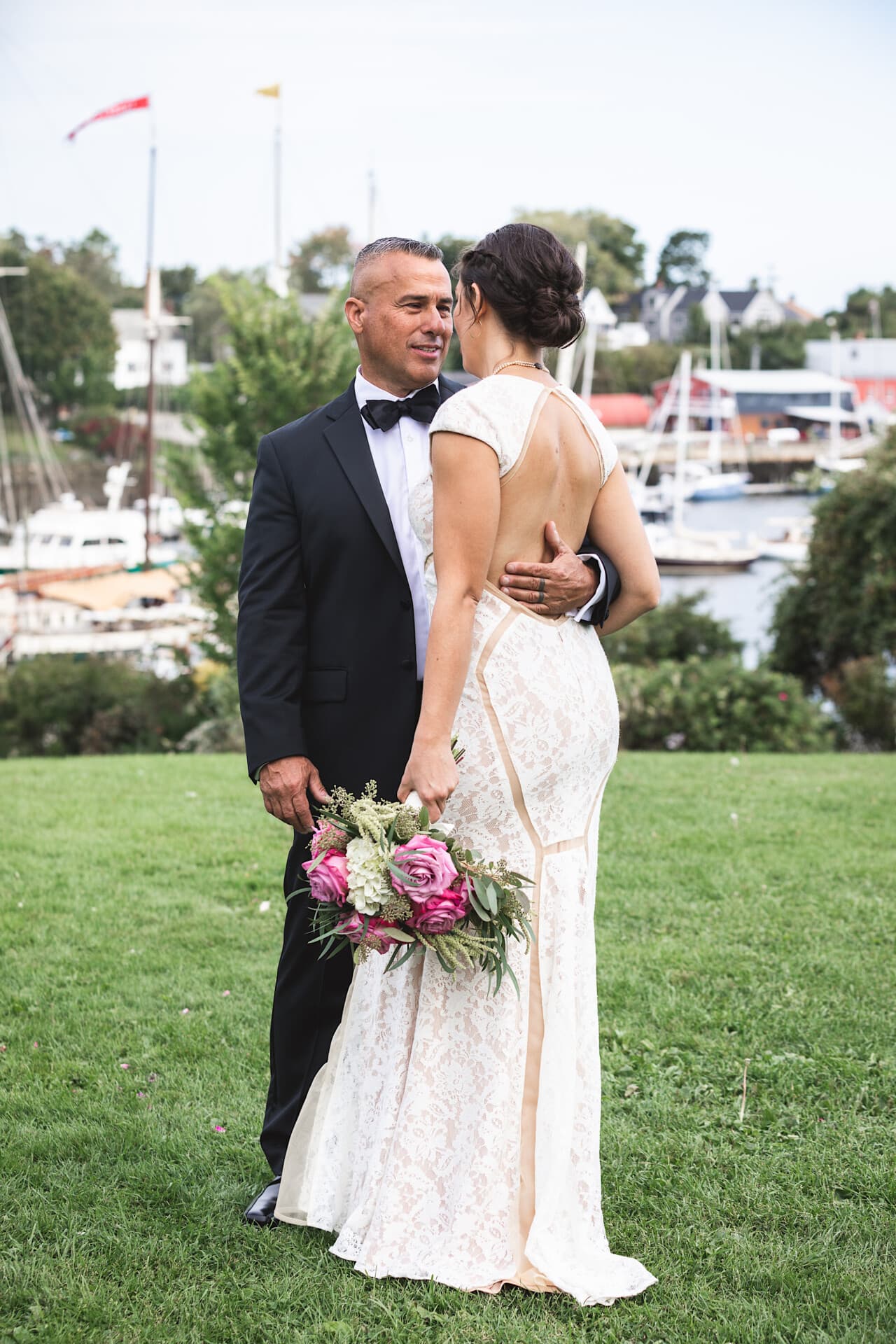Camden Maine Wedding - Camden Harbor Park © 5iveLeaf Photography