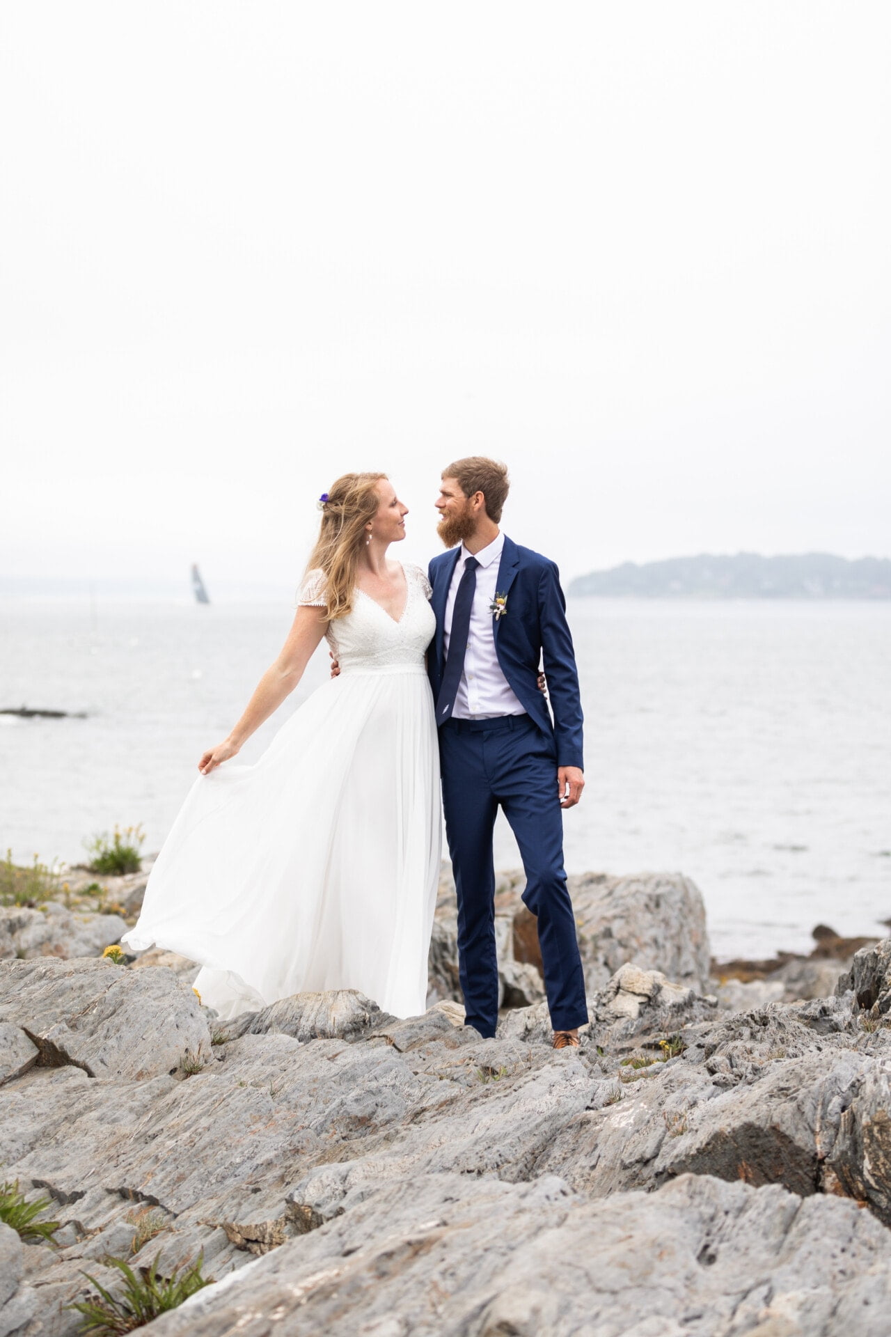 Maine Wedding Photography - Fishermans Point, Willard Beach South Portland, Maine - © 5iveLeaf Photography
