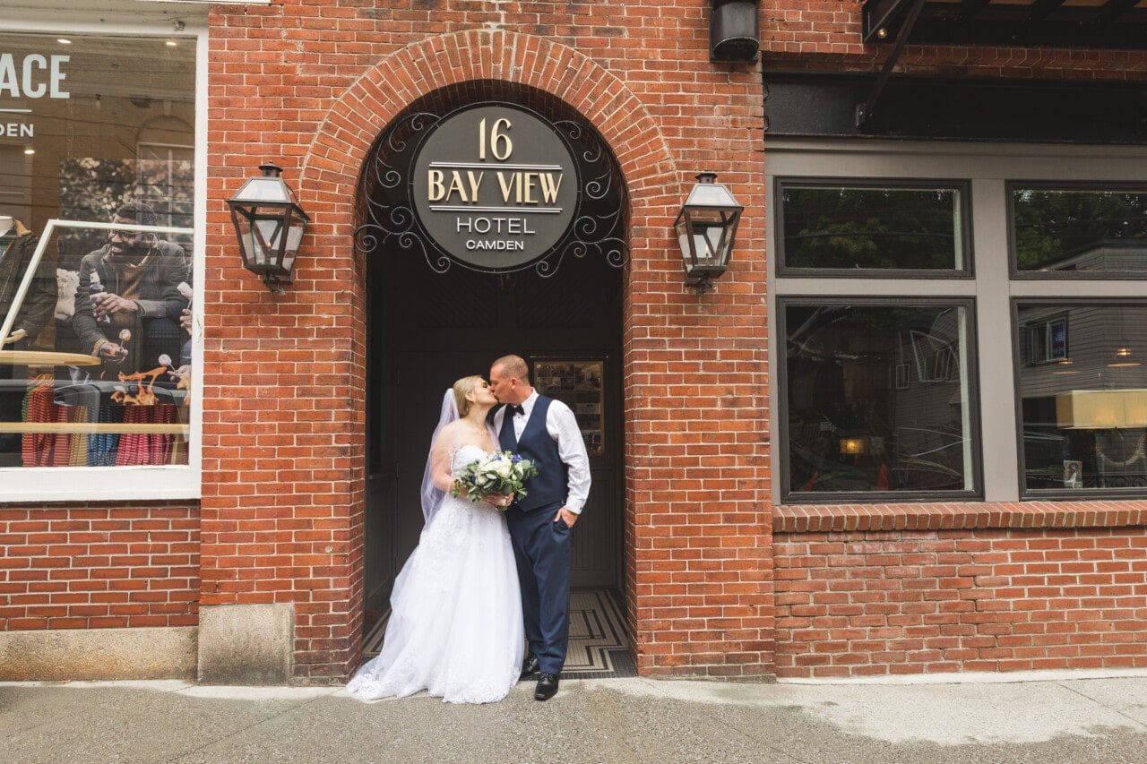 16 Bay View - Camden Maine Wedding Photography © 5iveLeaf Photography