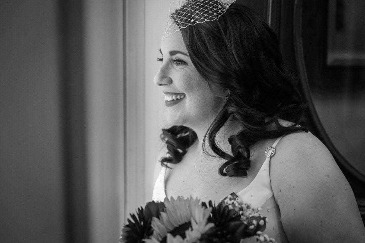 A Barn Maine - Dayton, Maine Wedding © 5iveLeaf Photography