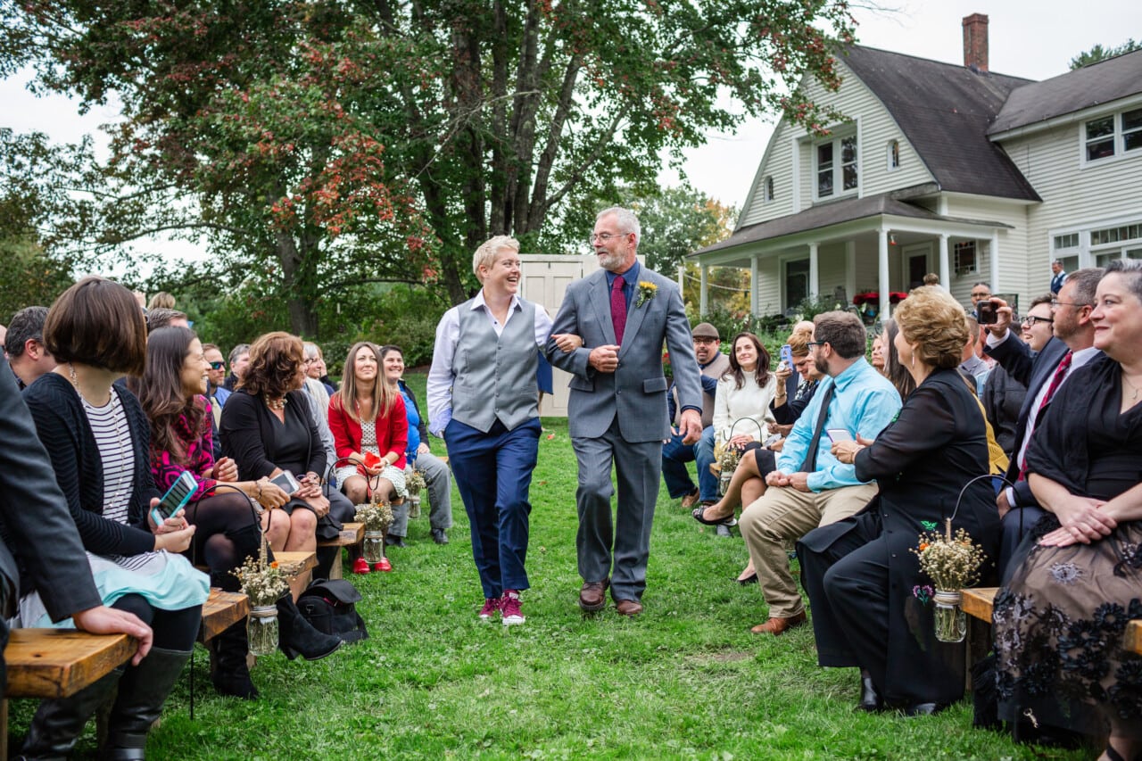 A Barn Maine - Dayton, Maine Wedding © 5iveLeaf Photography