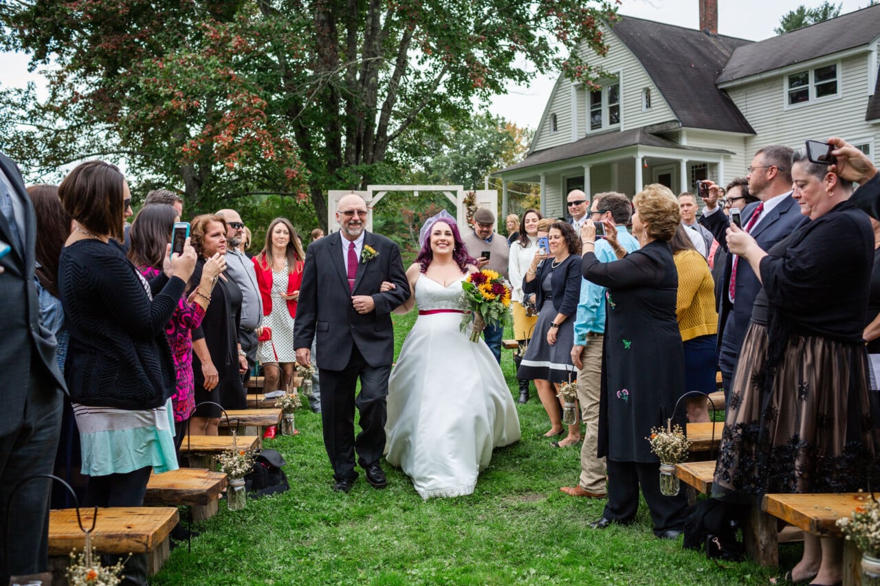 A Barn Maine - Dayton, Maine Wedding © 5iveLeaf Photography