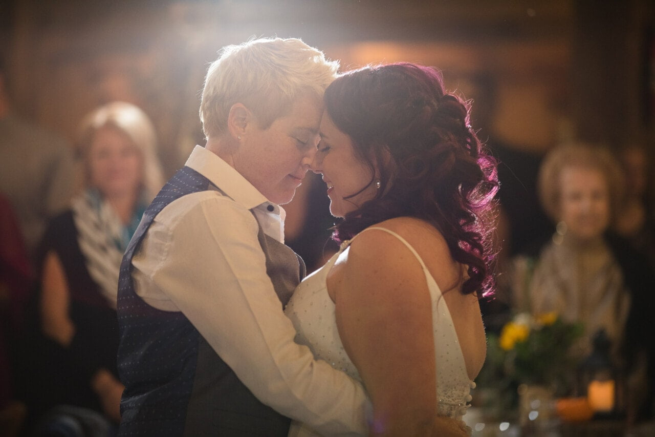 A Barn Maine - Dayton, Maine Wedding © 5iveLeaf Photography